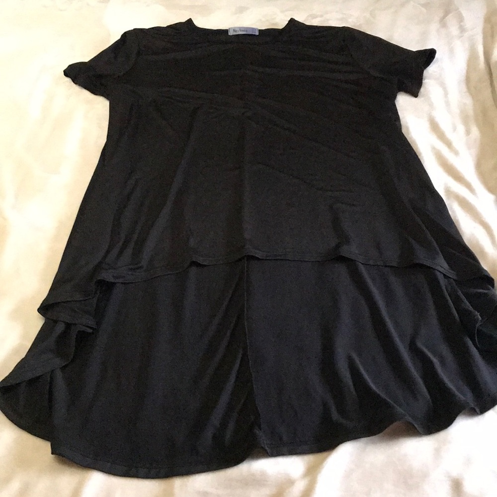 Short sleeve black shirt.